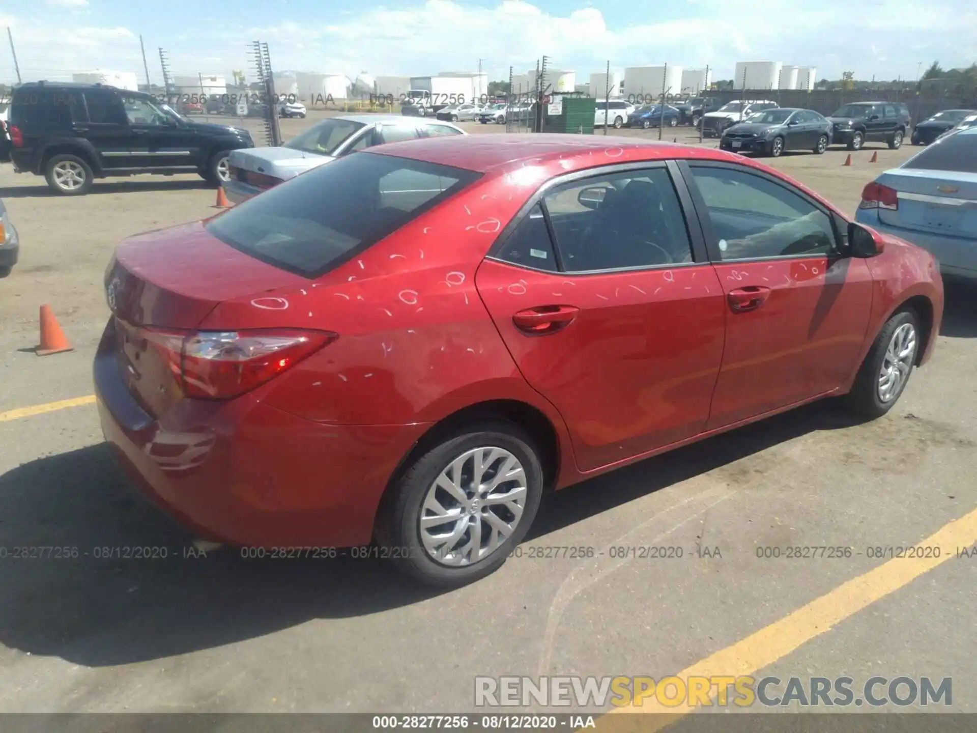 4 Photograph of a damaged car 2T1BURHEXKC237640 TOYOTA COROLLA 2019