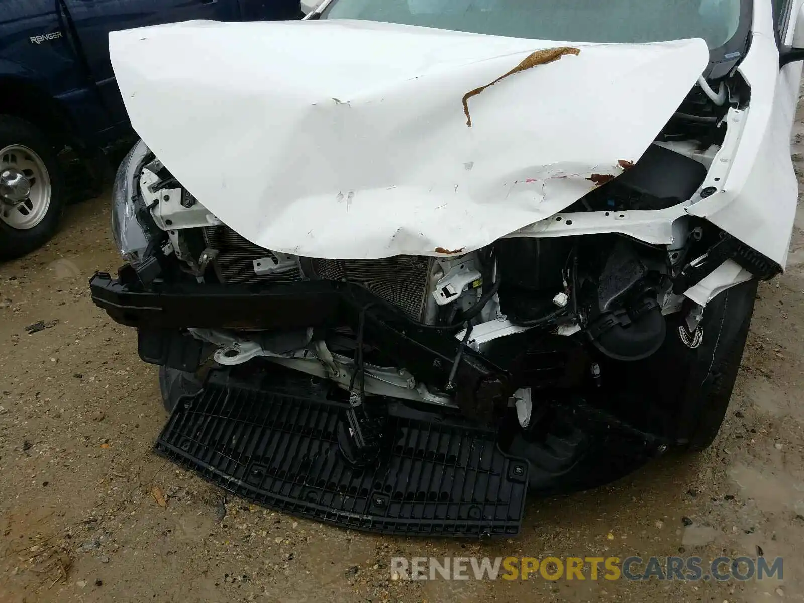 9 Photograph of a damaged car 2T1BURHEXKC238190 TOYOTA COROLLA 2019