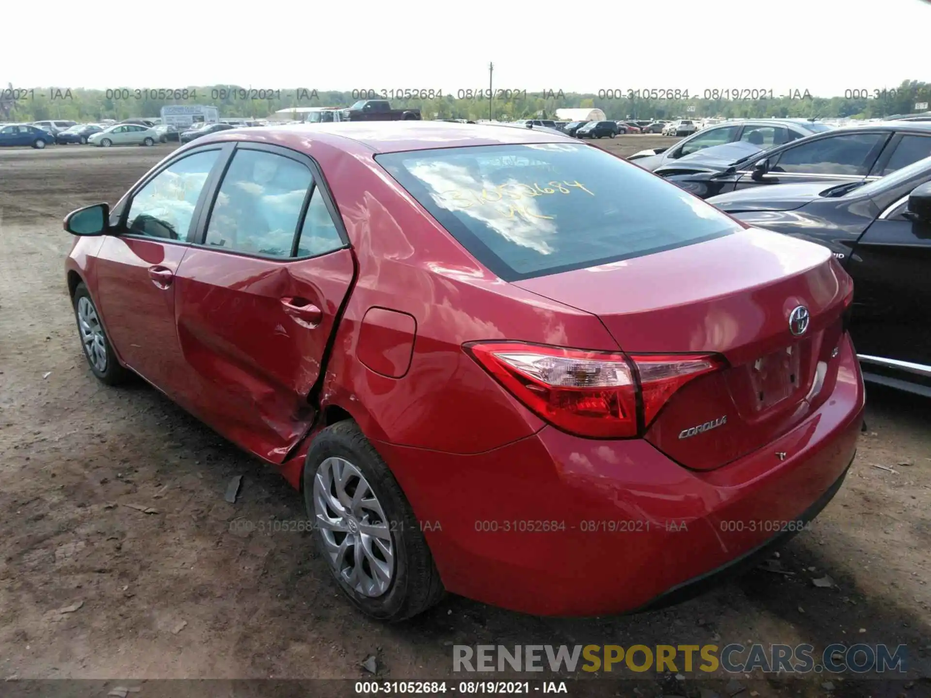 3 Photograph of a damaged car 2T1BURHEXKC238240 TOYOTA COROLLA 2019