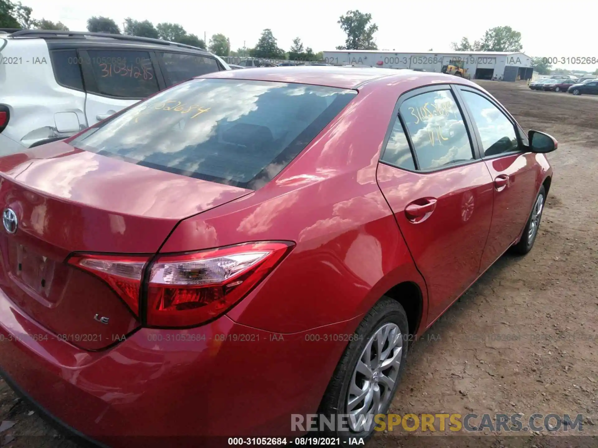 4 Photograph of a damaged car 2T1BURHEXKC238240 TOYOTA COROLLA 2019