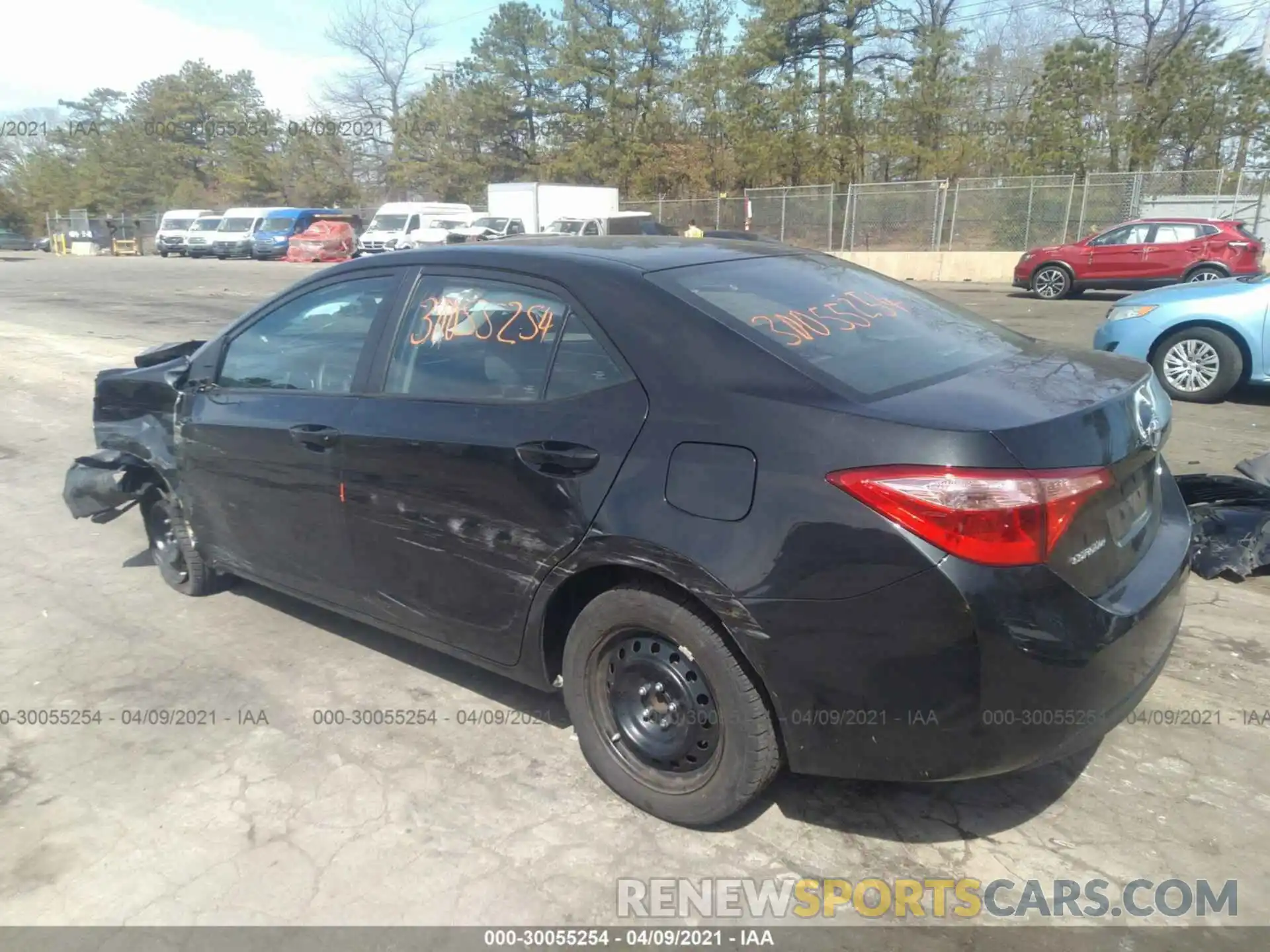 3 Photograph of a damaged car 2T1BURHEXKC238688 TOYOTA COROLLA 2019