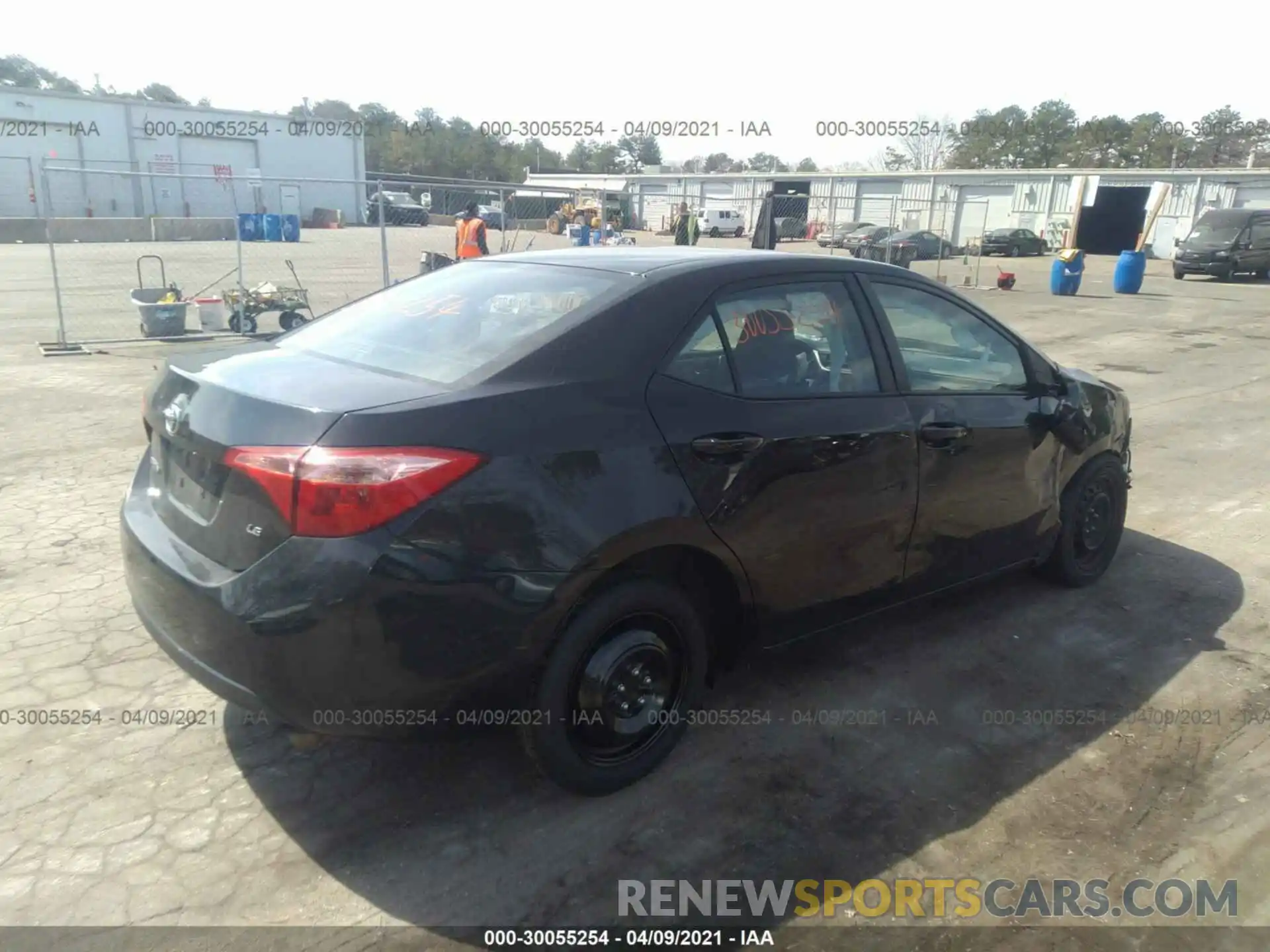 4 Photograph of a damaged car 2T1BURHEXKC238688 TOYOTA COROLLA 2019