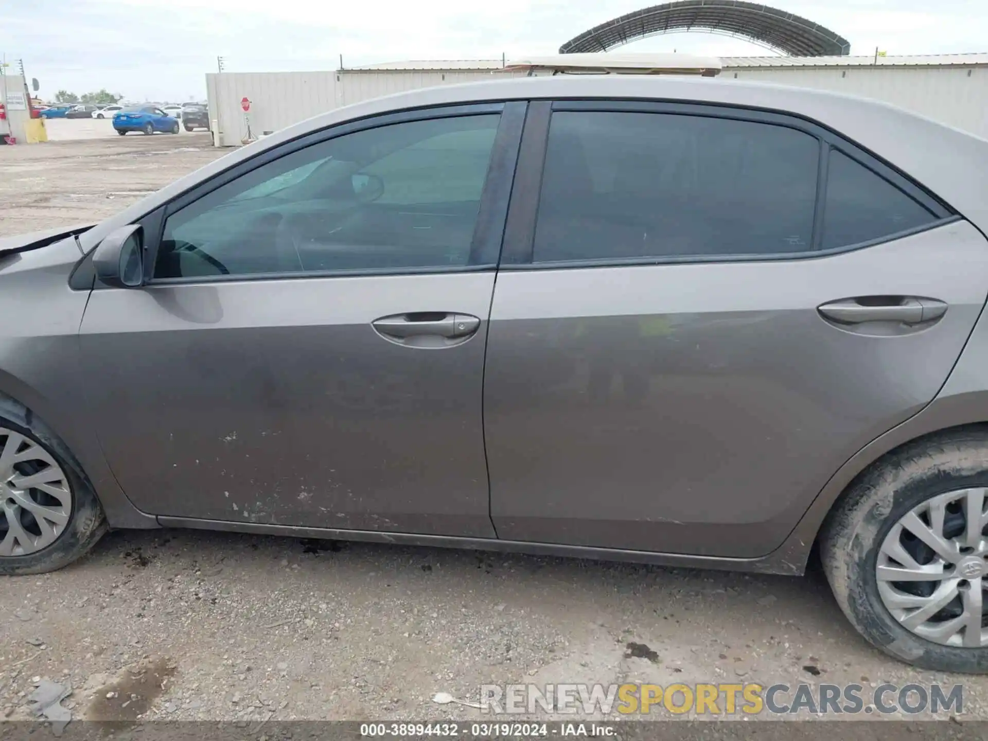 14 Photograph of a damaged car 2T1BURHEXKC238738 TOYOTA COROLLA 2019