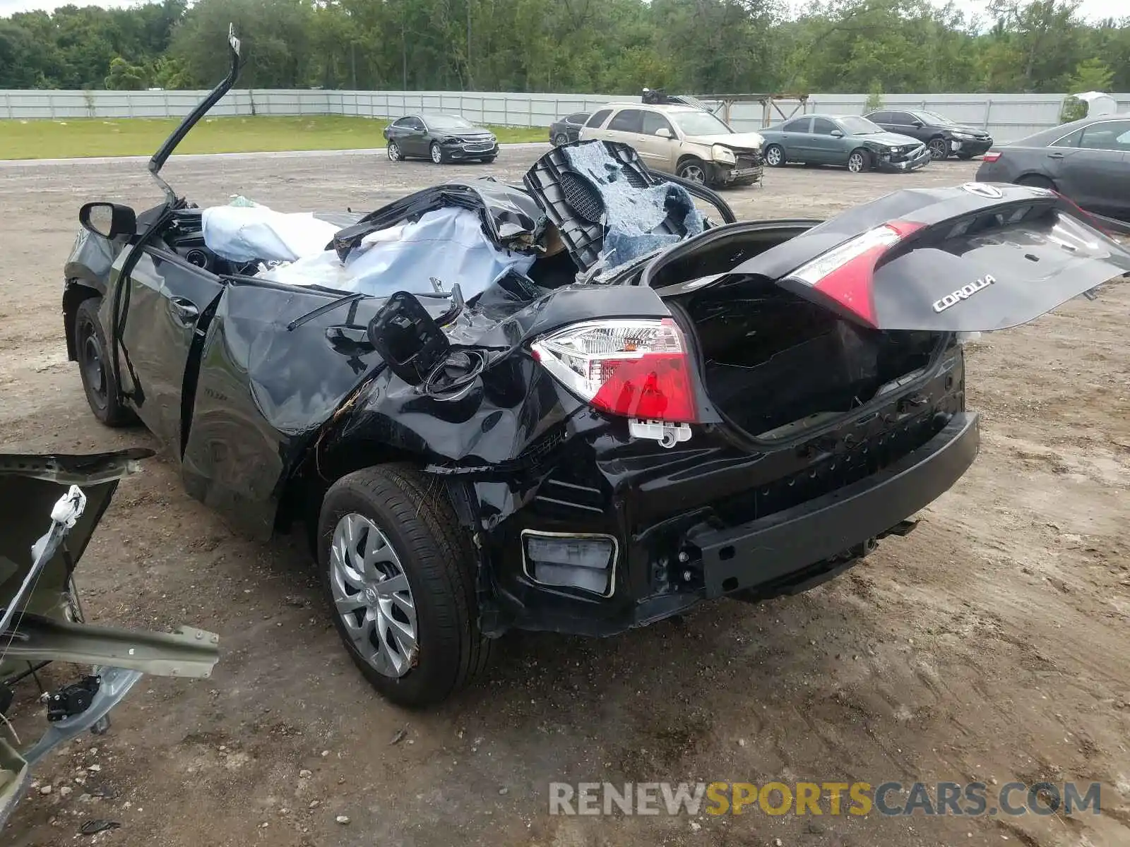 3 Photograph of a damaged car 2T1BURHEXKC238786 TOYOTA COROLLA 2019