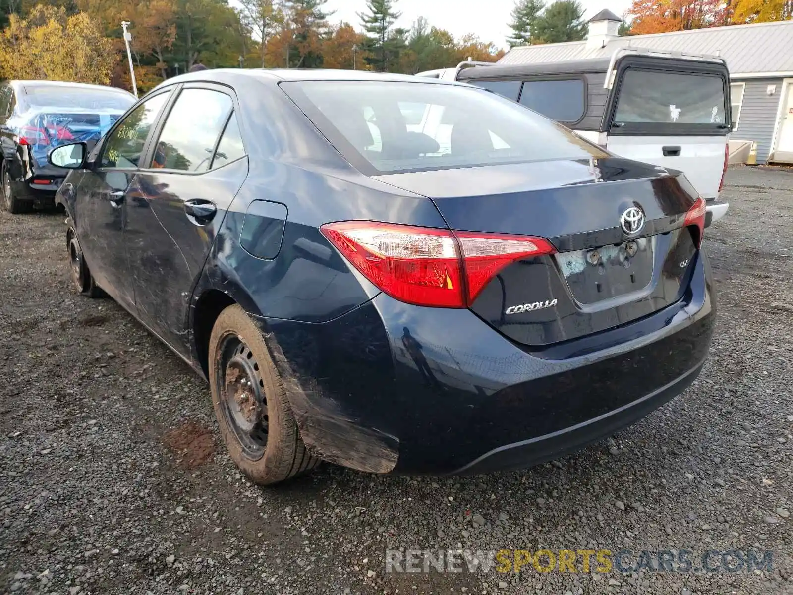 3 Photograph of a damaged car 2T1BURHEXKC239243 TOYOTA COROLLA 2019