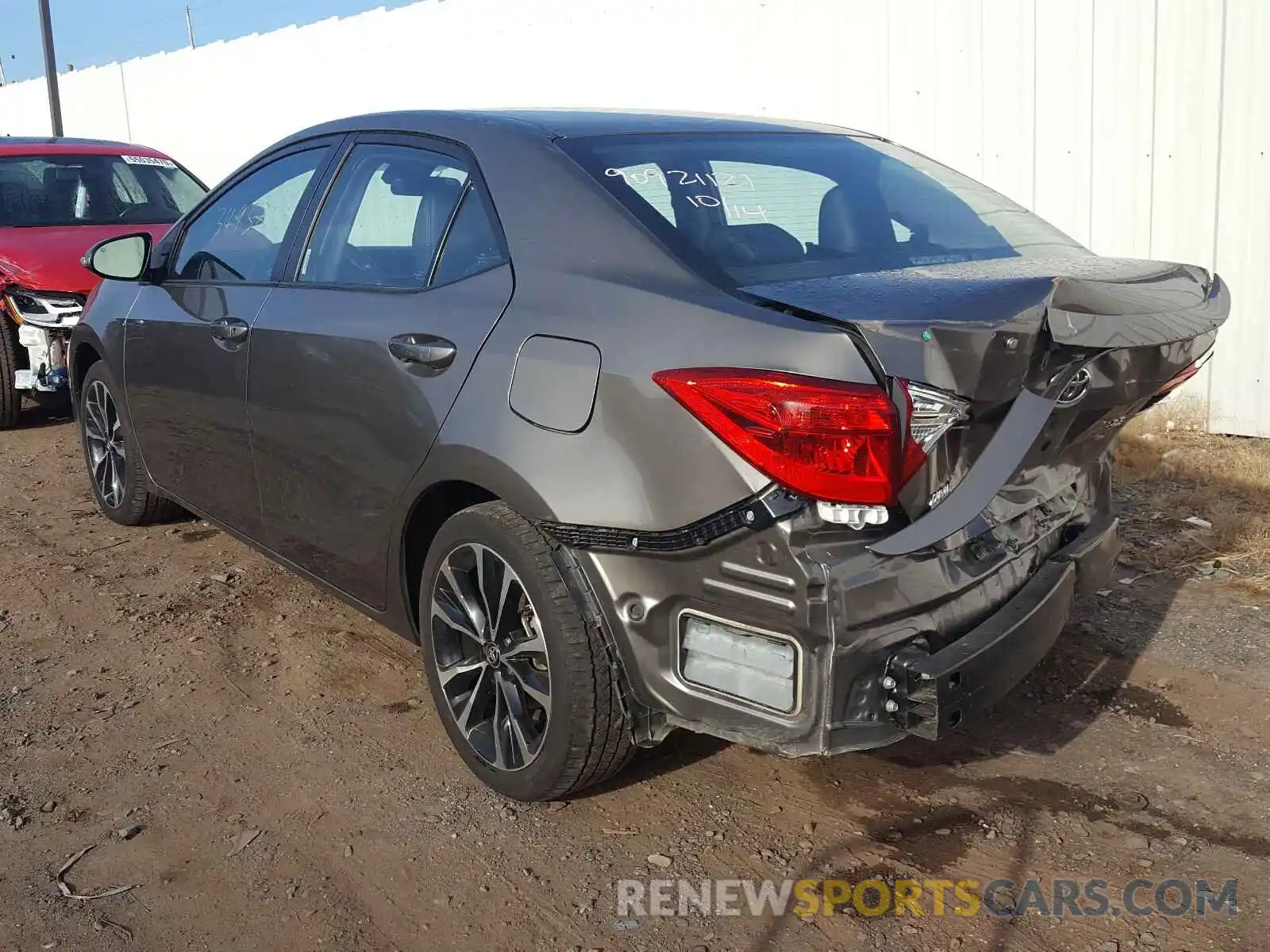 3 Photograph of a damaged car 2T1BURHEXKC239825 TOYOTA COROLLA 2019