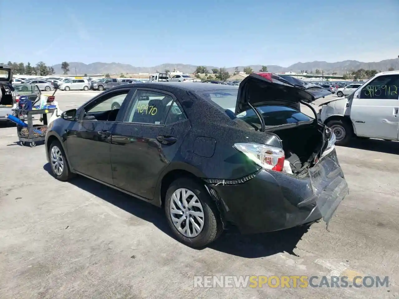 3 Photograph of a damaged car 2T1BURHEXKC239842 TOYOTA COROLLA 2019