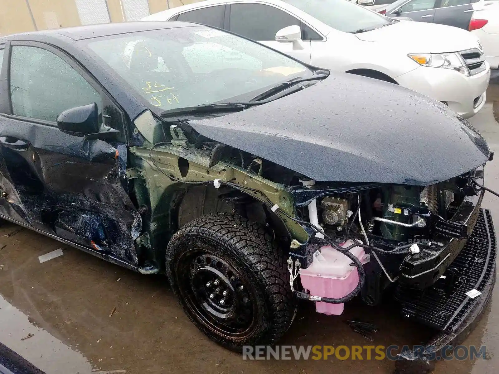 9 Photograph of a damaged car 2T1BURHEXKC240070 TOYOTA COROLLA 2019