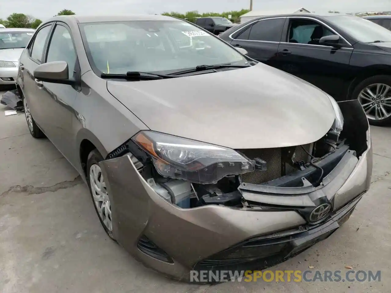 1 Photograph of a damaged car 2T1BURHEXKC240473 TOYOTA COROLLA 2019