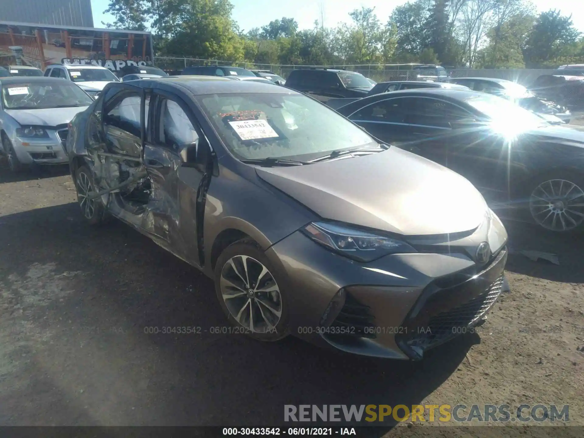 1 Photograph of a damaged car 2T1BURHEXKC240859 TOYOTA COROLLA 2019