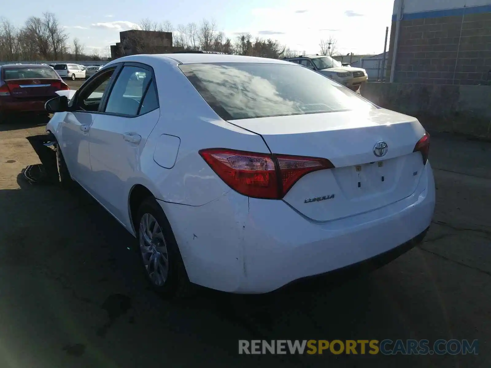 3 Photograph of a damaged car 2T1BURHEXKC241493 TOYOTA COROLLA 2019