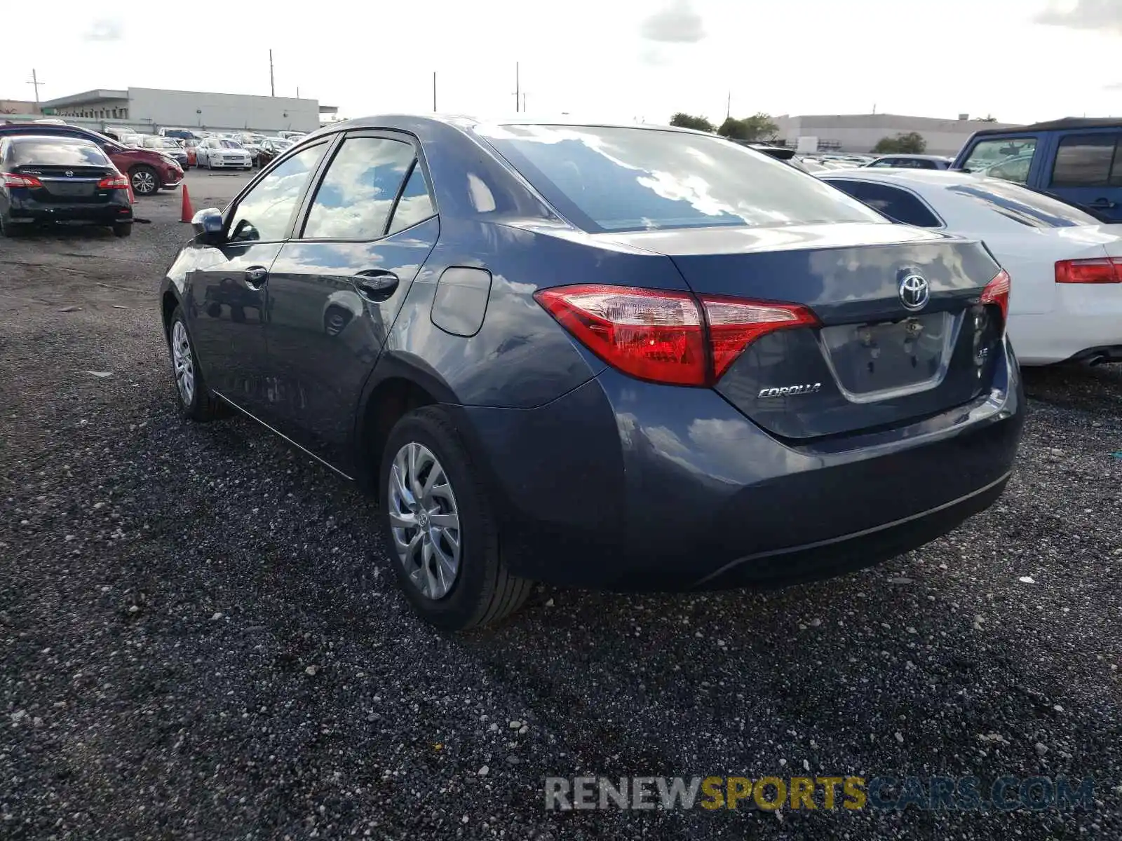 3 Photograph of a damaged car 2T1BURHEXKC241770 TOYOTA COROLLA 2019