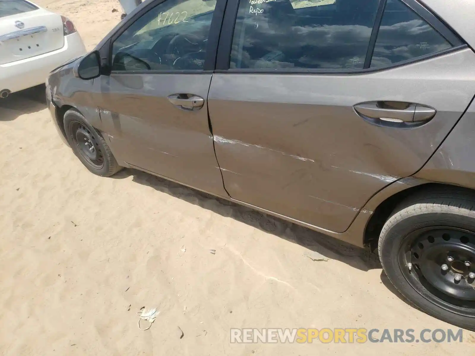 9 Photograph of a damaged car 2T1BURHEXKC242787 TOYOTA COROLLA 2019