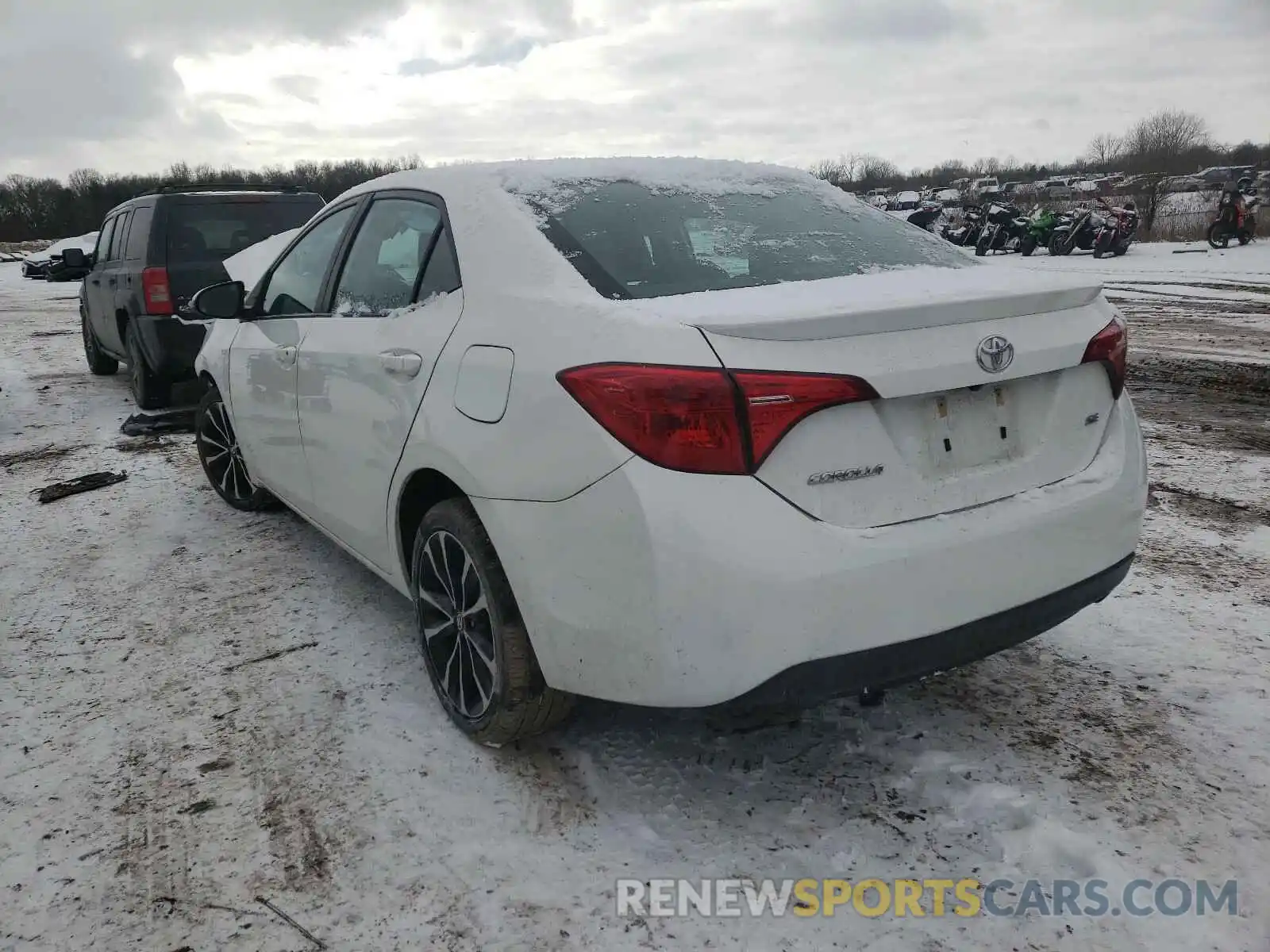 3 Photograph of a damaged car 2T1BURHEXKC242921 TOYOTA COROLLA 2019