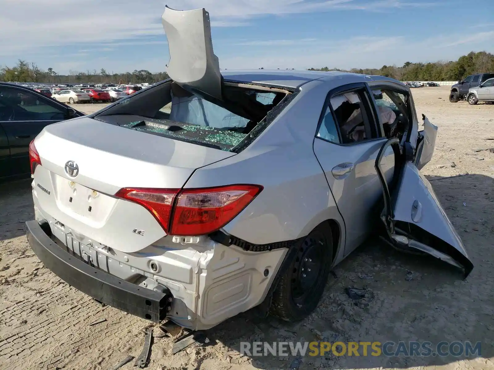 4 Photograph of a damaged car 2T1BURHEXKC243549 TOYOTA COROLLA 2019