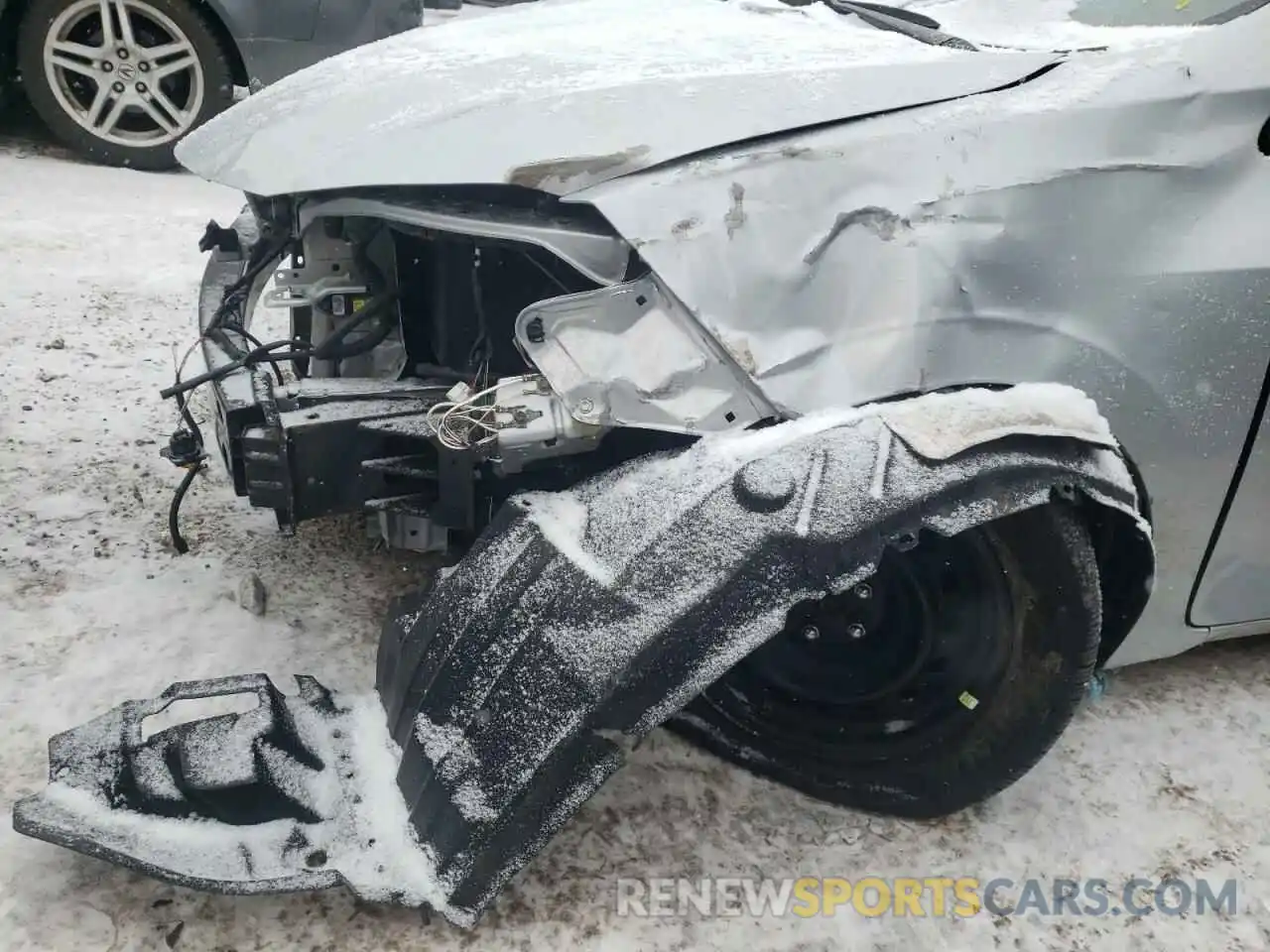 9 Photograph of a damaged car 2T1BURHEXKC245849 TOYOTA COROLLA 2019