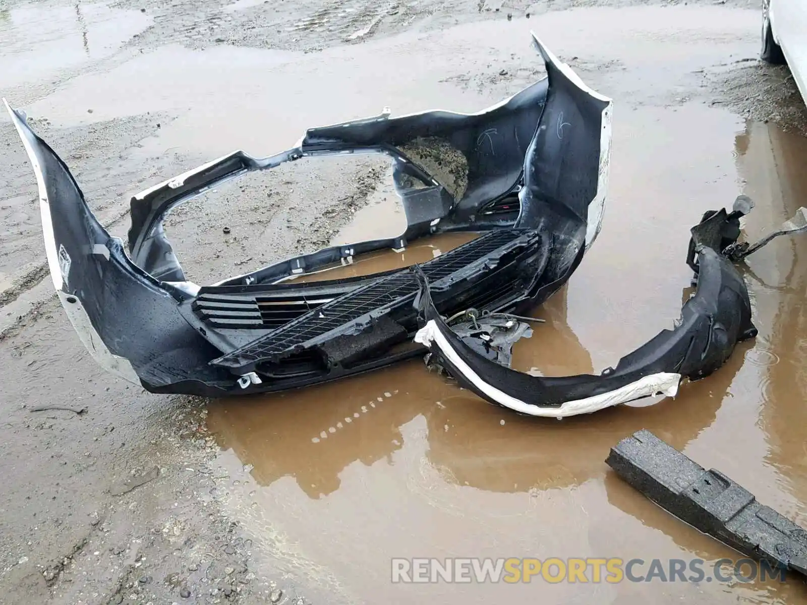 9 Photograph of a damaged car 2T1BURHEXKC246211 TOYOTA COROLLA 2019