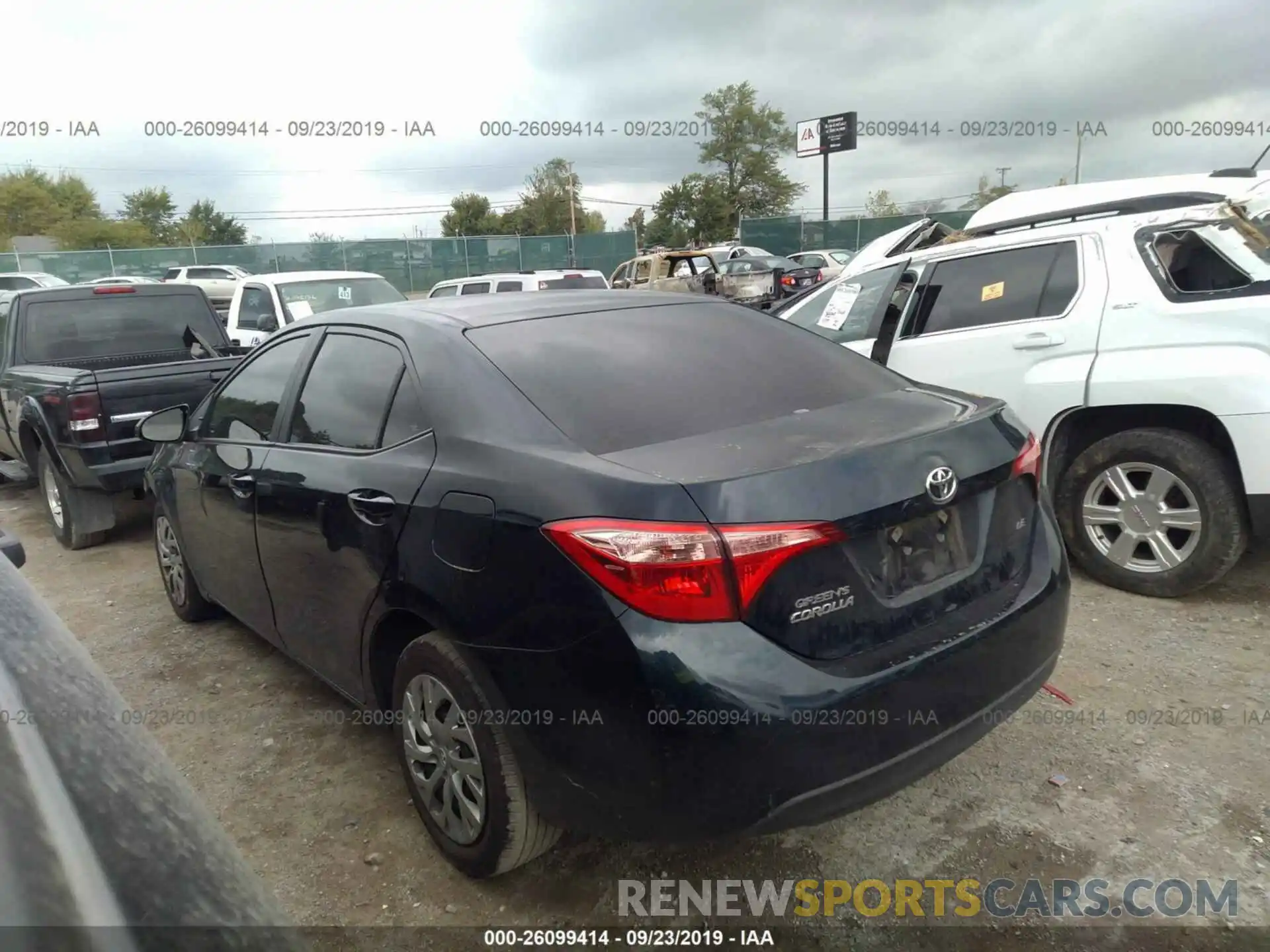 3 Photograph of a damaged car 2T1BURHEXKC246354 TOYOTA COROLLA 2019