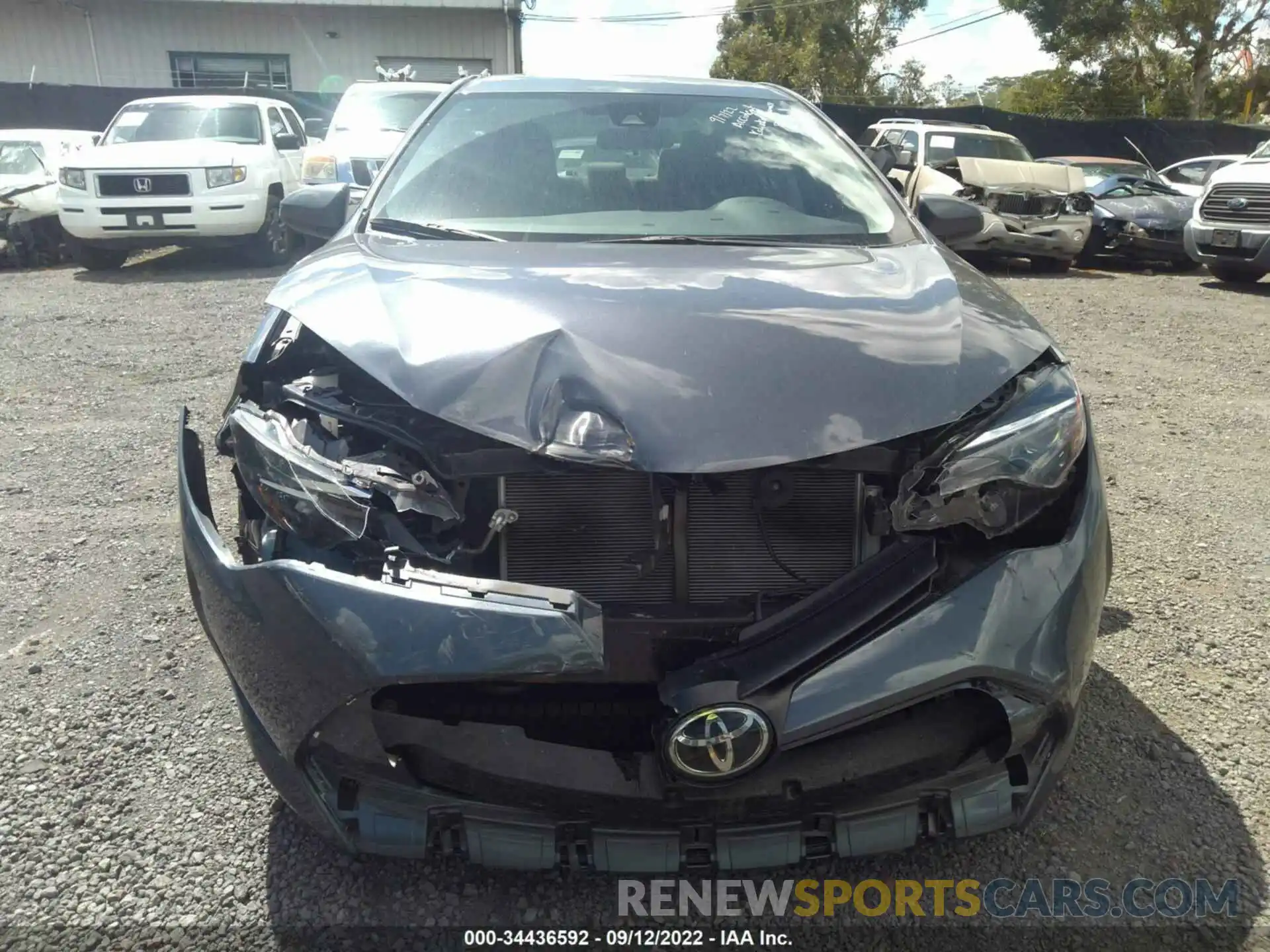 6 Photograph of a damaged car 5YFBPRHE0KP867674 TOYOTA COROLLA 2019