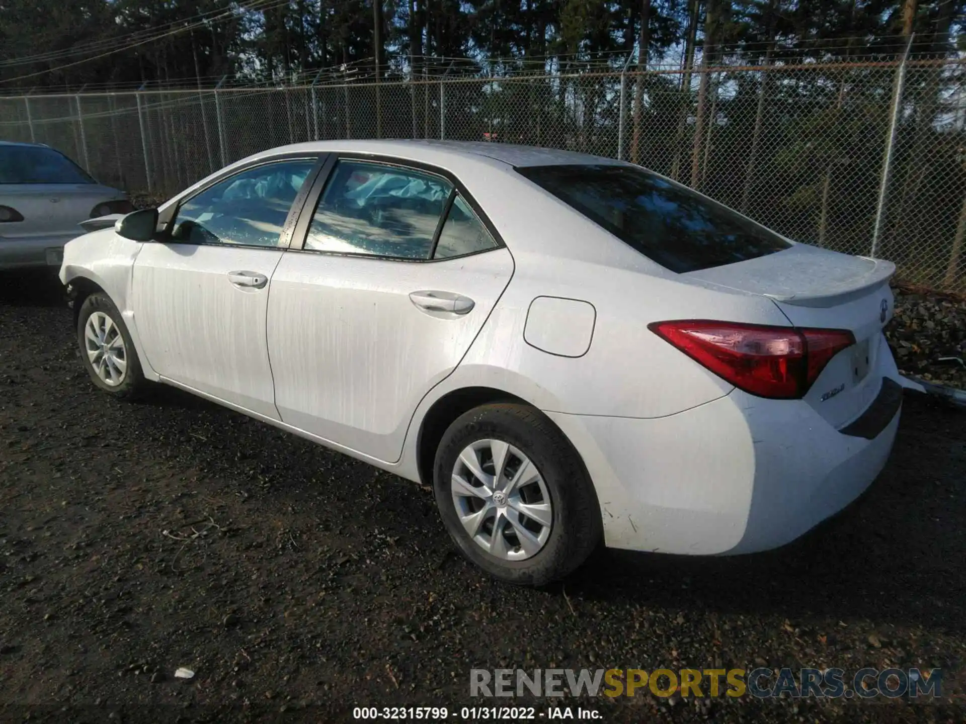 3 Photograph of a damaged car 5YFBPRHE2KP904952 TOYOTA COROLLA 2019