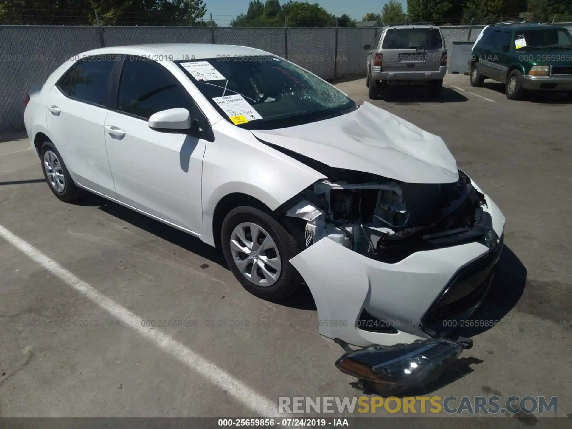 1 Photograph of a damaged car 5YFBPRHE4KP916875 TOYOTA COROLLA 2019