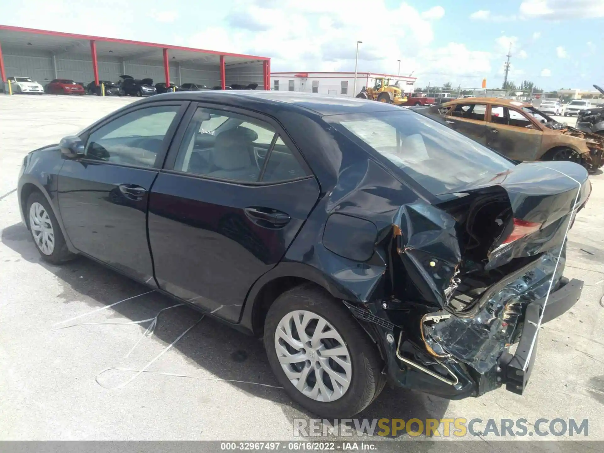 3 Photograph of a damaged car 5YFBURHE0KP856361 TOYOTA COROLLA 2019