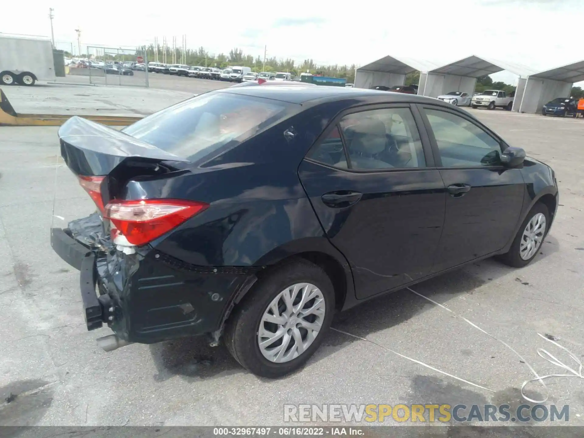 4 Photograph of a damaged car 5YFBURHE0KP856361 TOYOTA COROLLA 2019