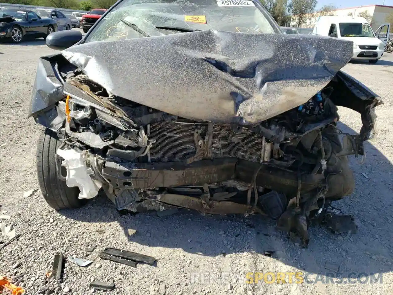 9 Photograph of a damaged car 5YFBURHE0KP858577 TOYOTA COROLLA 2019