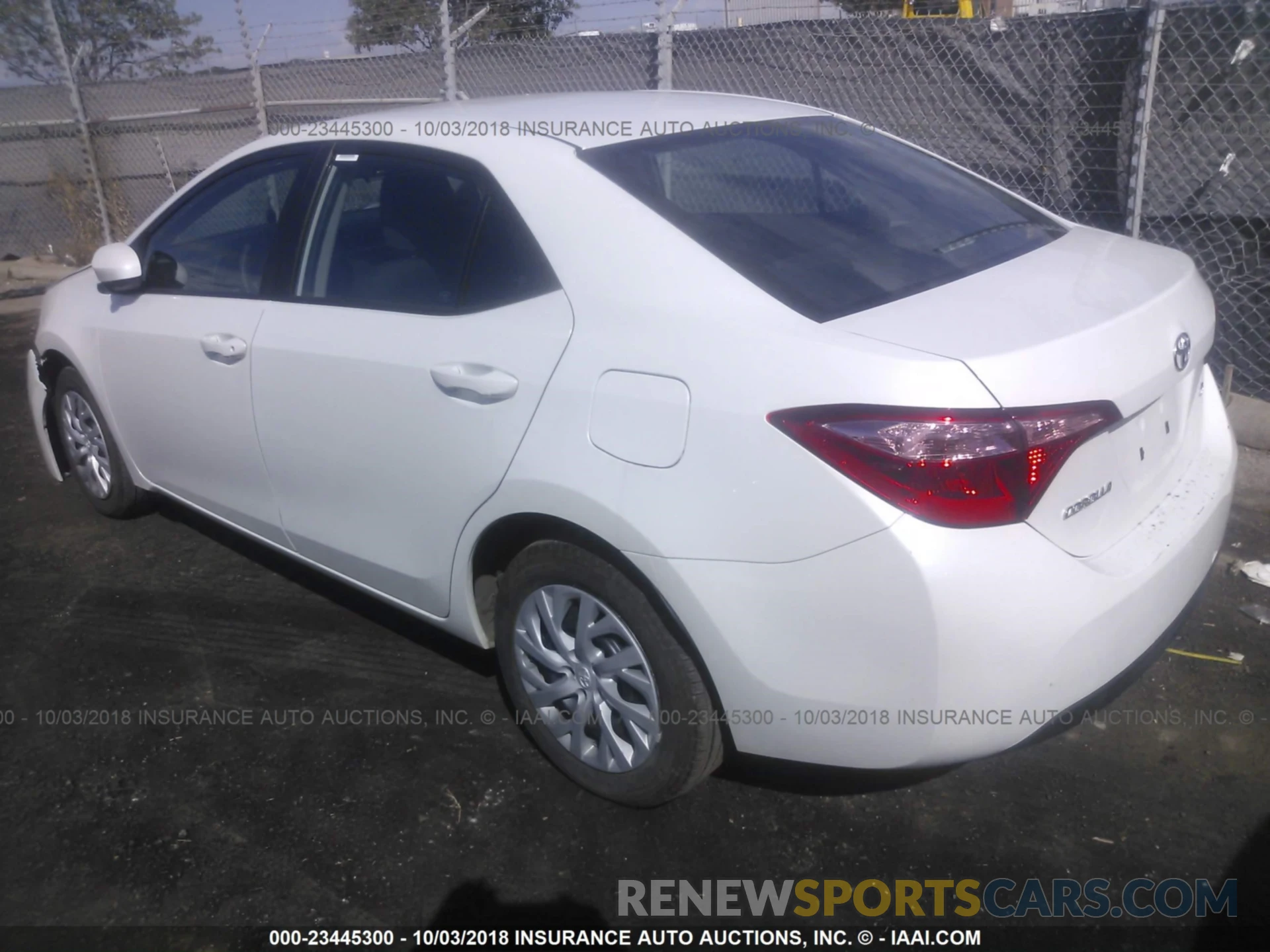 3 Photograph of a damaged car 5YFBURHE0KP858899 Toyota Corolla 2019