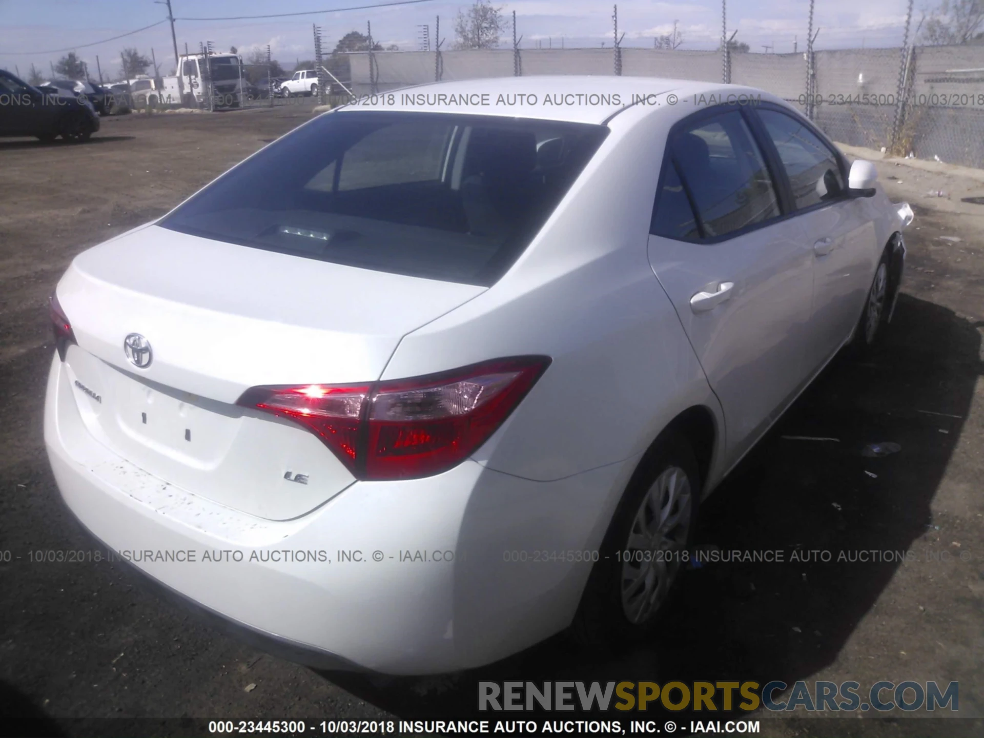 4 Photograph of a damaged car 5YFBURHE0KP858899 Toyota Corolla 2019