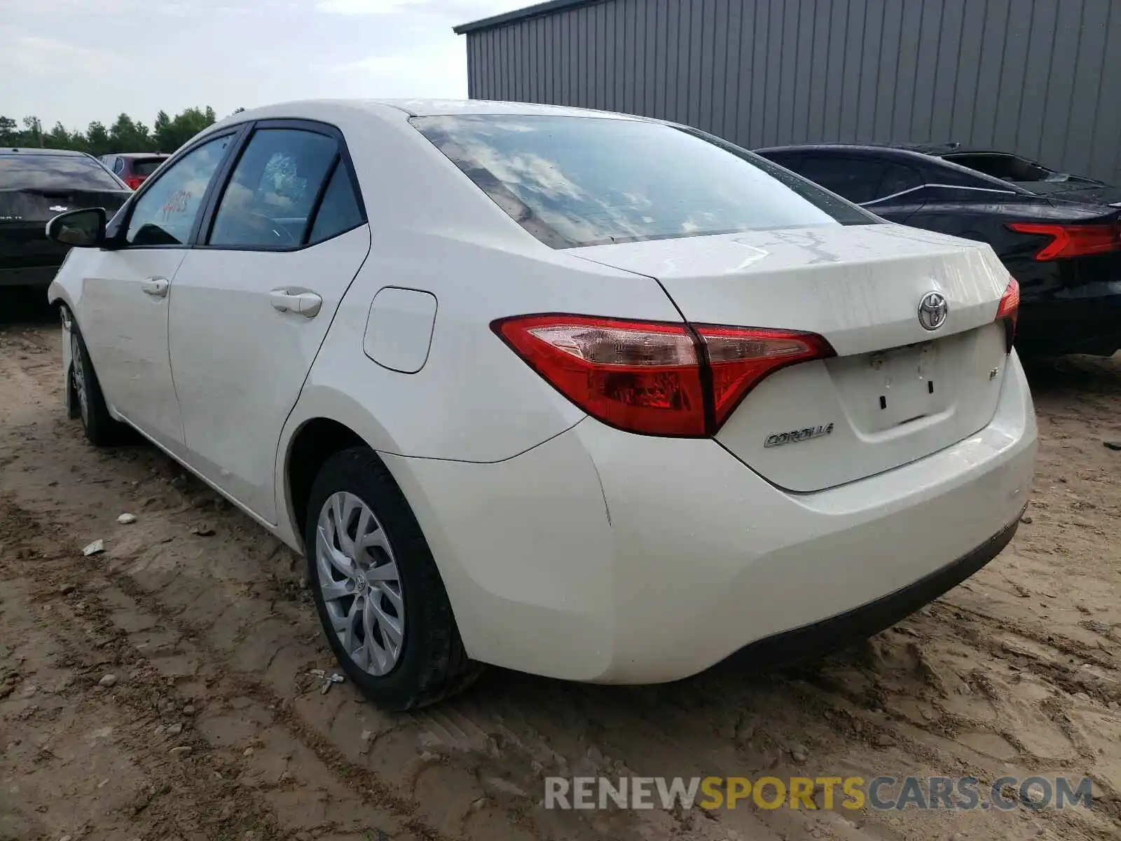 3 Photograph of a damaged car 5YFBURHE0KP859194 TOYOTA COROLLA 2019