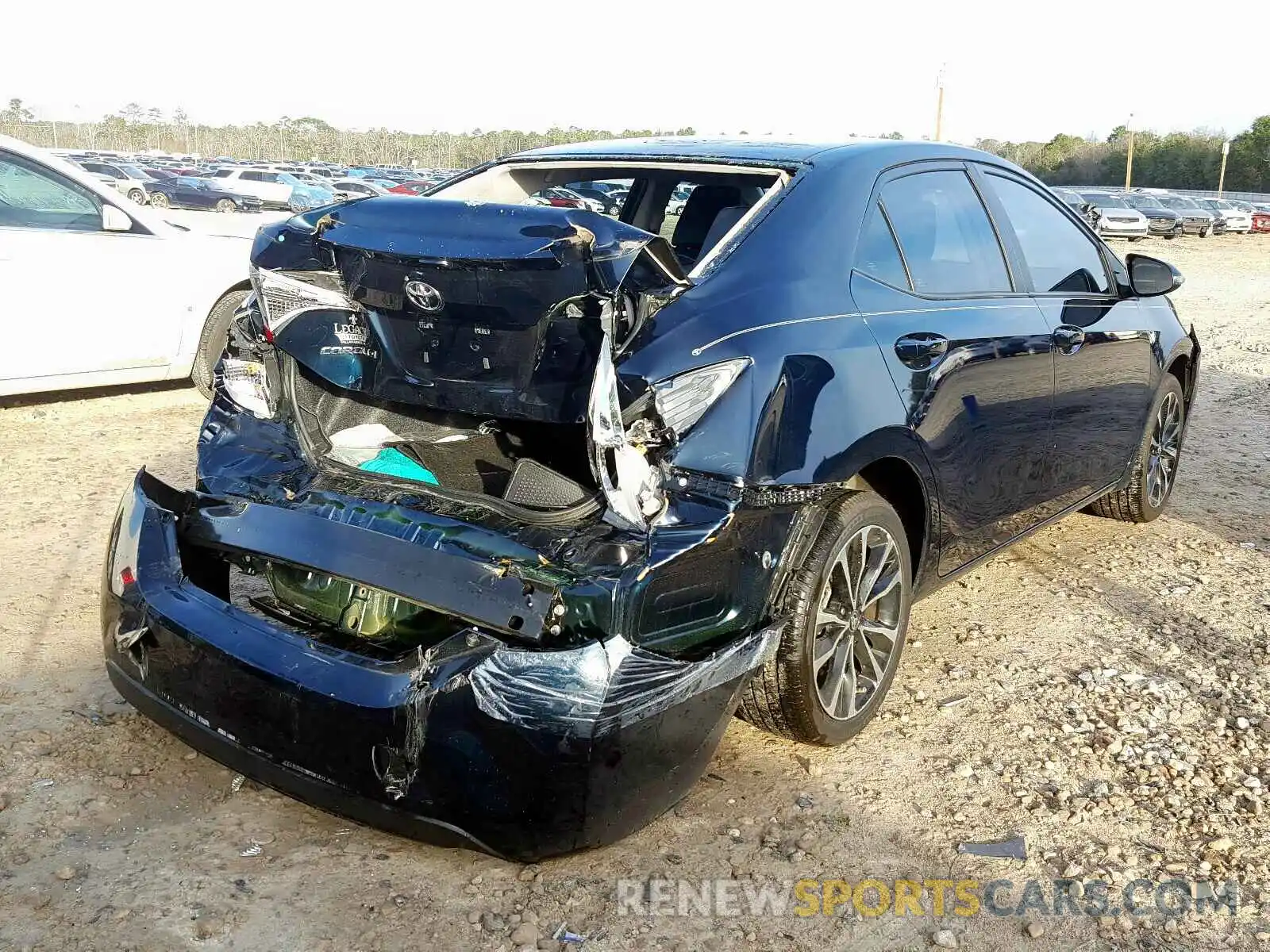 4 Photograph of a damaged car 5YFBURHE0KP859986 TOYOTA COROLLA 2019