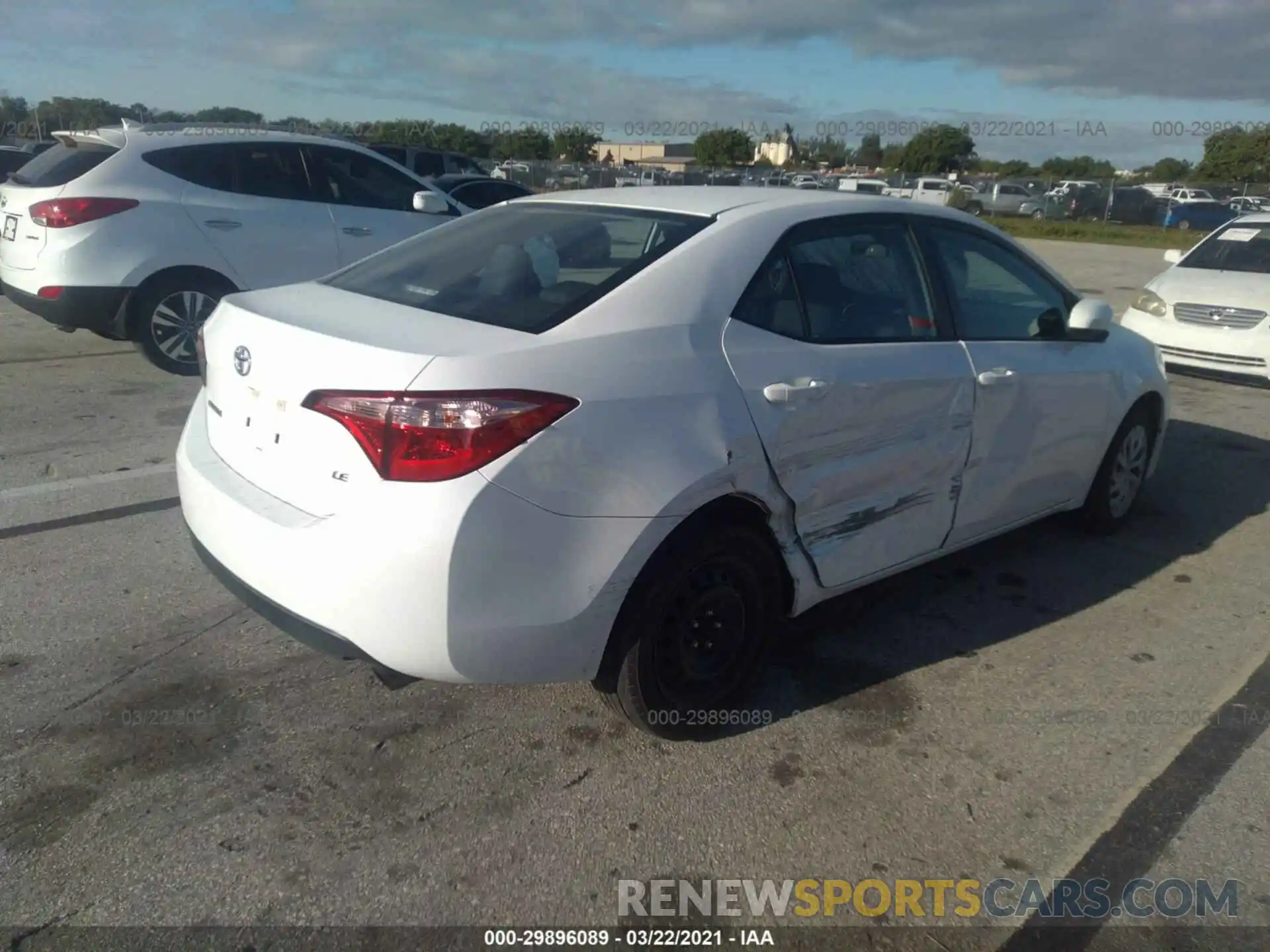 4 Photograph of a damaged car 5YFBURHE0KP860166 TOYOTA COROLLA 2019