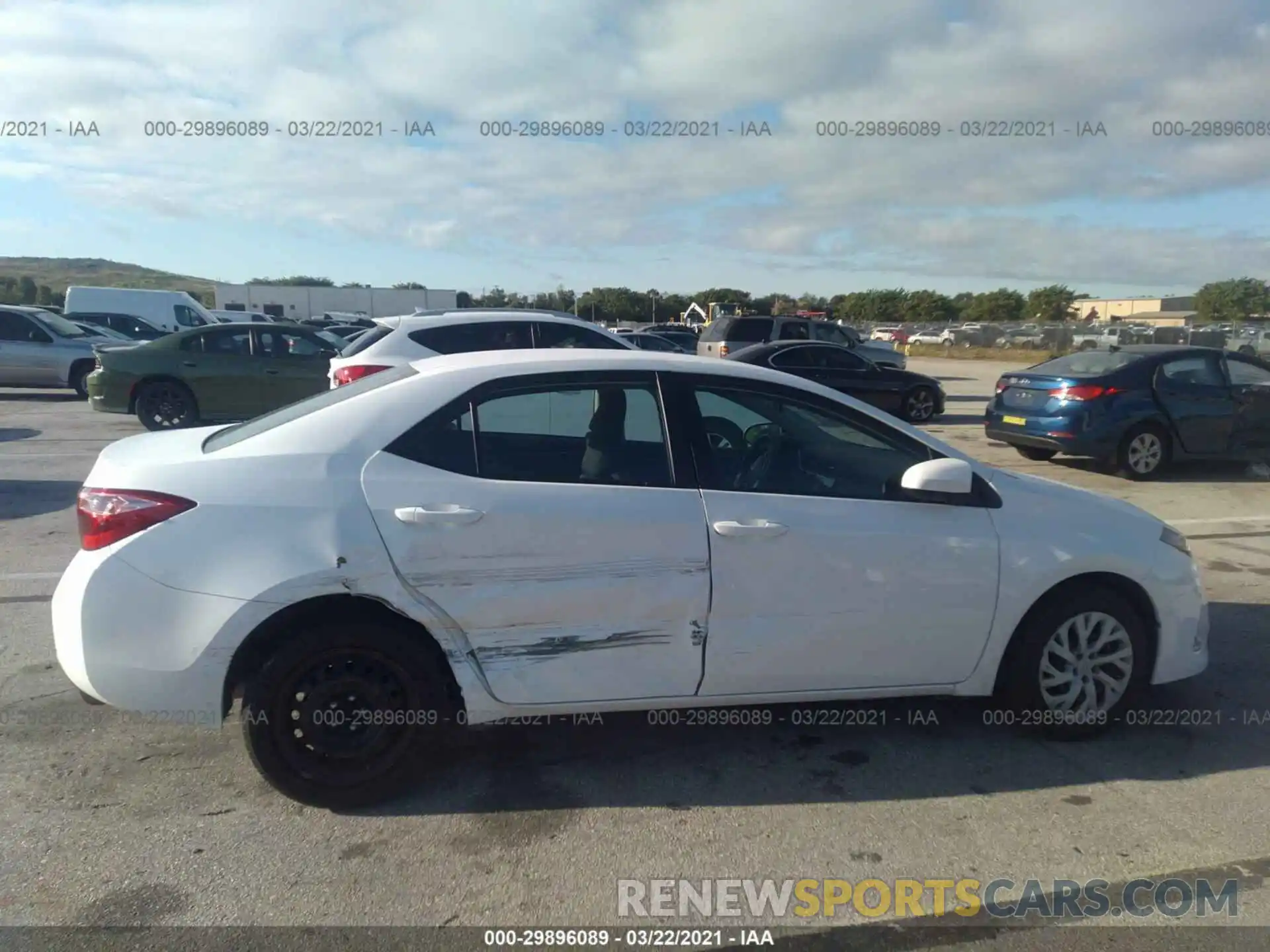 6 Photograph of a damaged car 5YFBURHE0KP860166 TOYOTA COROLLA 2019