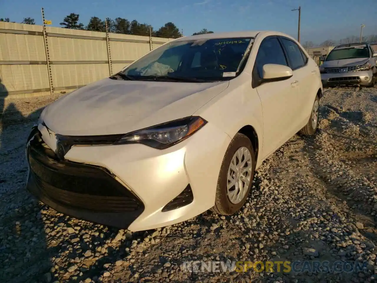 2 Photograph of a damaged car 5YFBURHE0KP860653 TOYOTA COROLLA 2019