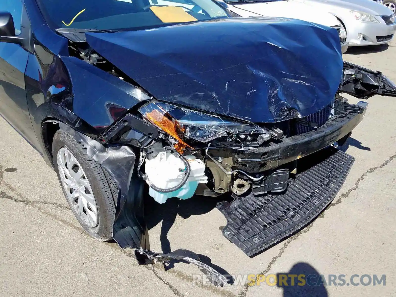 9 Photograph of a damaged car 5YFBURHE0KP860930 TOYOTA COROLLA 2019