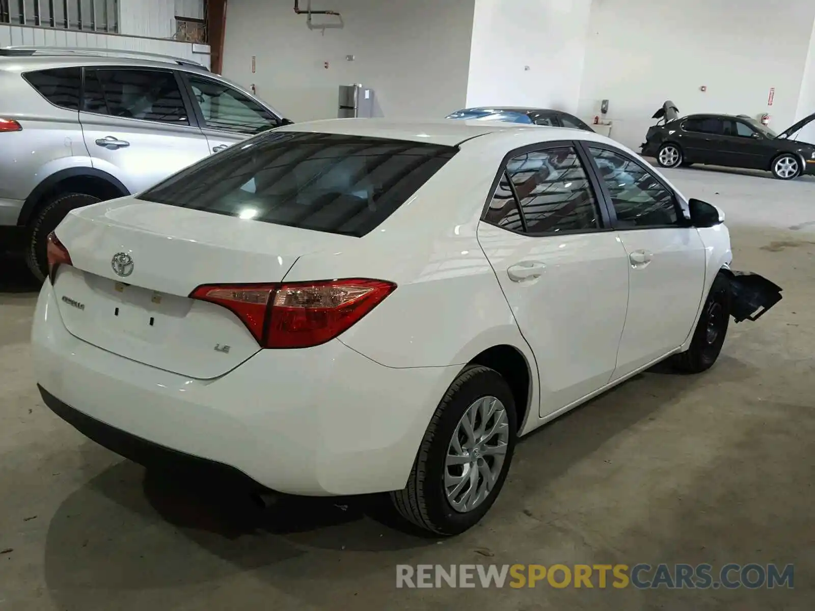 4 Photograph of a damaged car 5YFBURHE0KP861821 TOYOTA COROLLA 2019