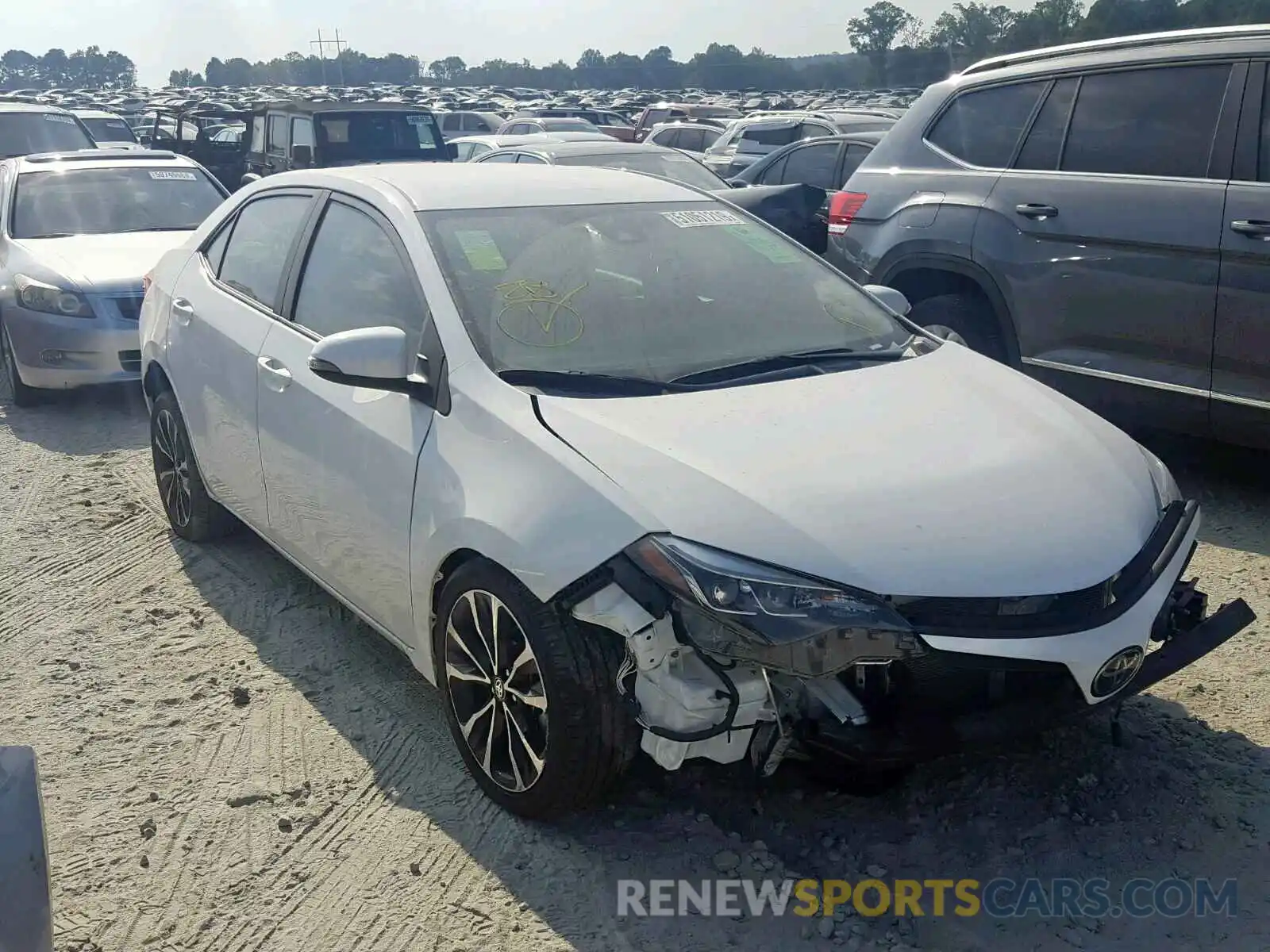 1 Photograph of a damaged car 5YFBURHE0KP861849 TOYOTA COROLLA 2019