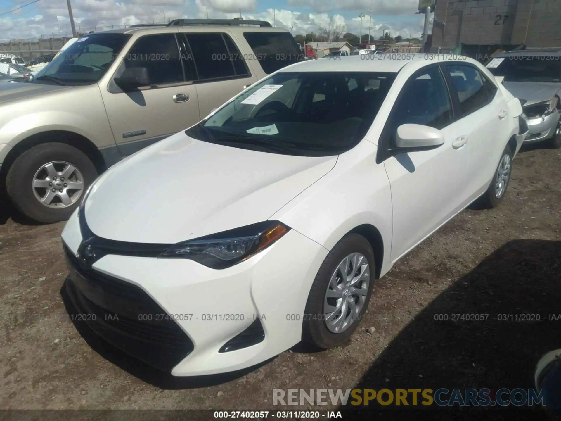 2 Photograph of a damaged car 5YFBURHE0KP862189 TOYOTA COROLLA 2019