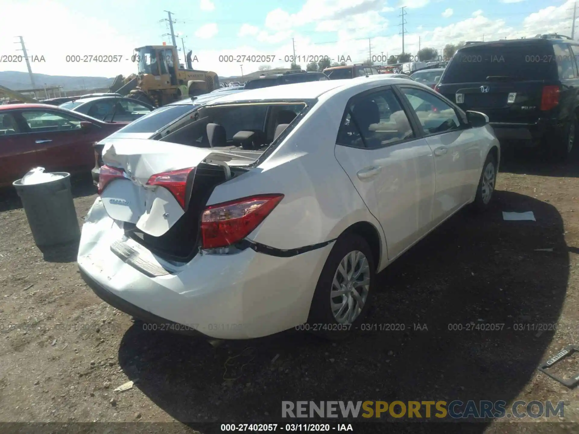 4 Photograph of a damaged car 5YFBURHE0KP862189 TOYOTA COROLLA 2019