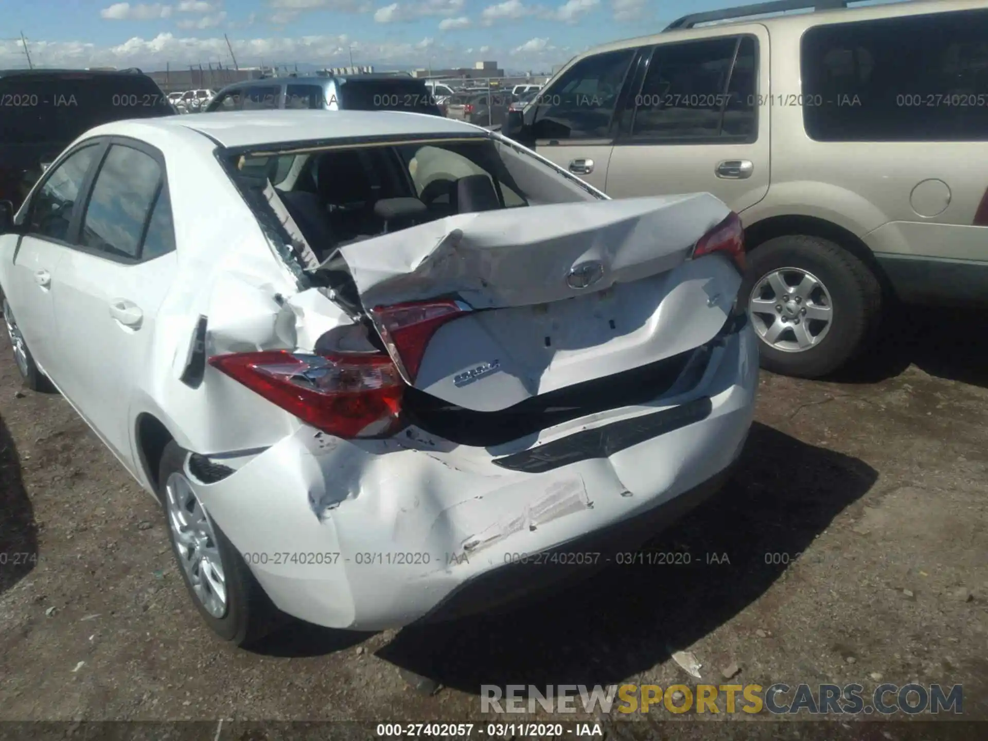 6 Photograph of a damaged car 5YFBURHE0KP862189 TOYOTA COROLLA 2019