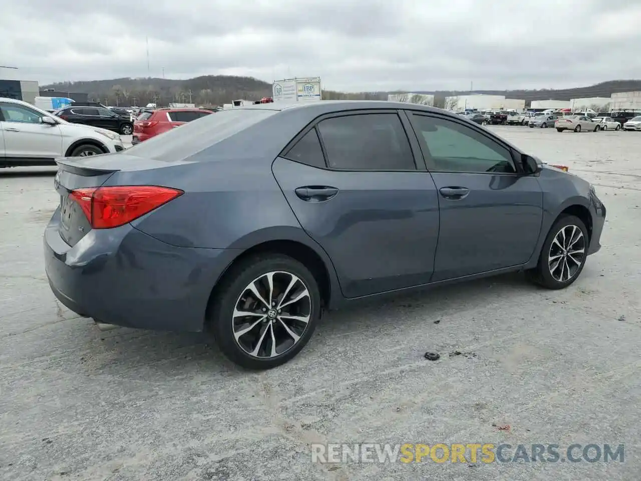 3 Photograph of a damaged car 5YFBURHE0KP862340 TOYOTA COROLLA 2019