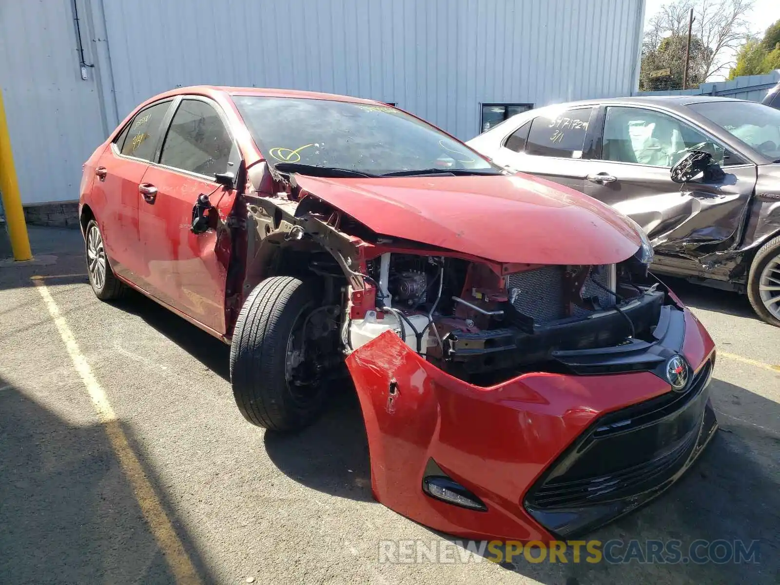 1 Photograph of a damaged car 5YFBURHE0KP862354 TOYOTA COROLLA 2019