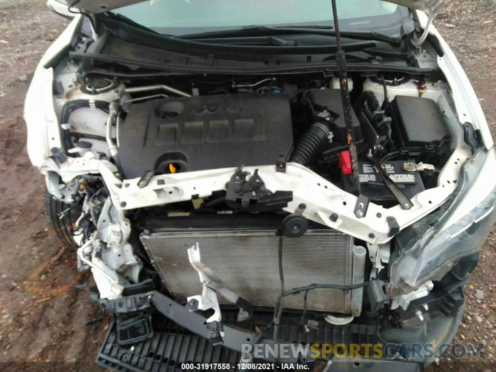 10 Photograph of a damaged car 5YFBURHE0KP862452 TOYOTA COROLLA 2019