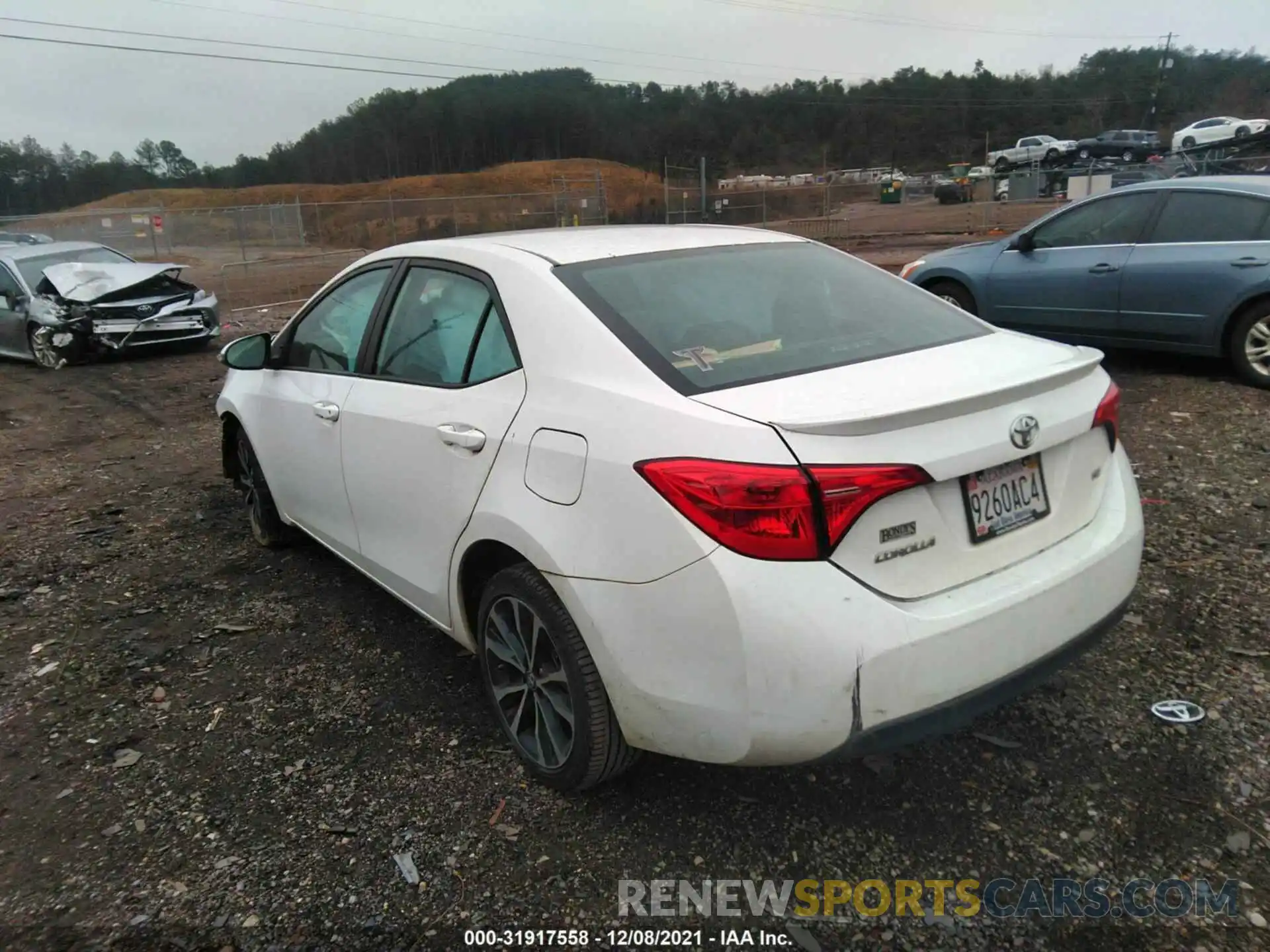 3 Photograph of a damaged car 5YFBURHE0KP862452 TOYOTA COROLLA 2019