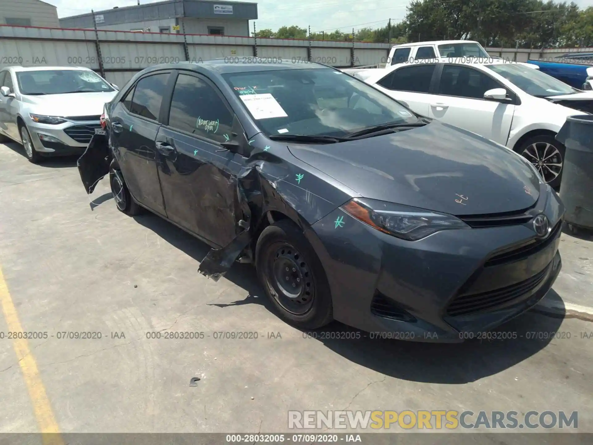 1 Photograph of a damaged car 5YFBURHE0KP862547 TOYOTA COROLLA 2019