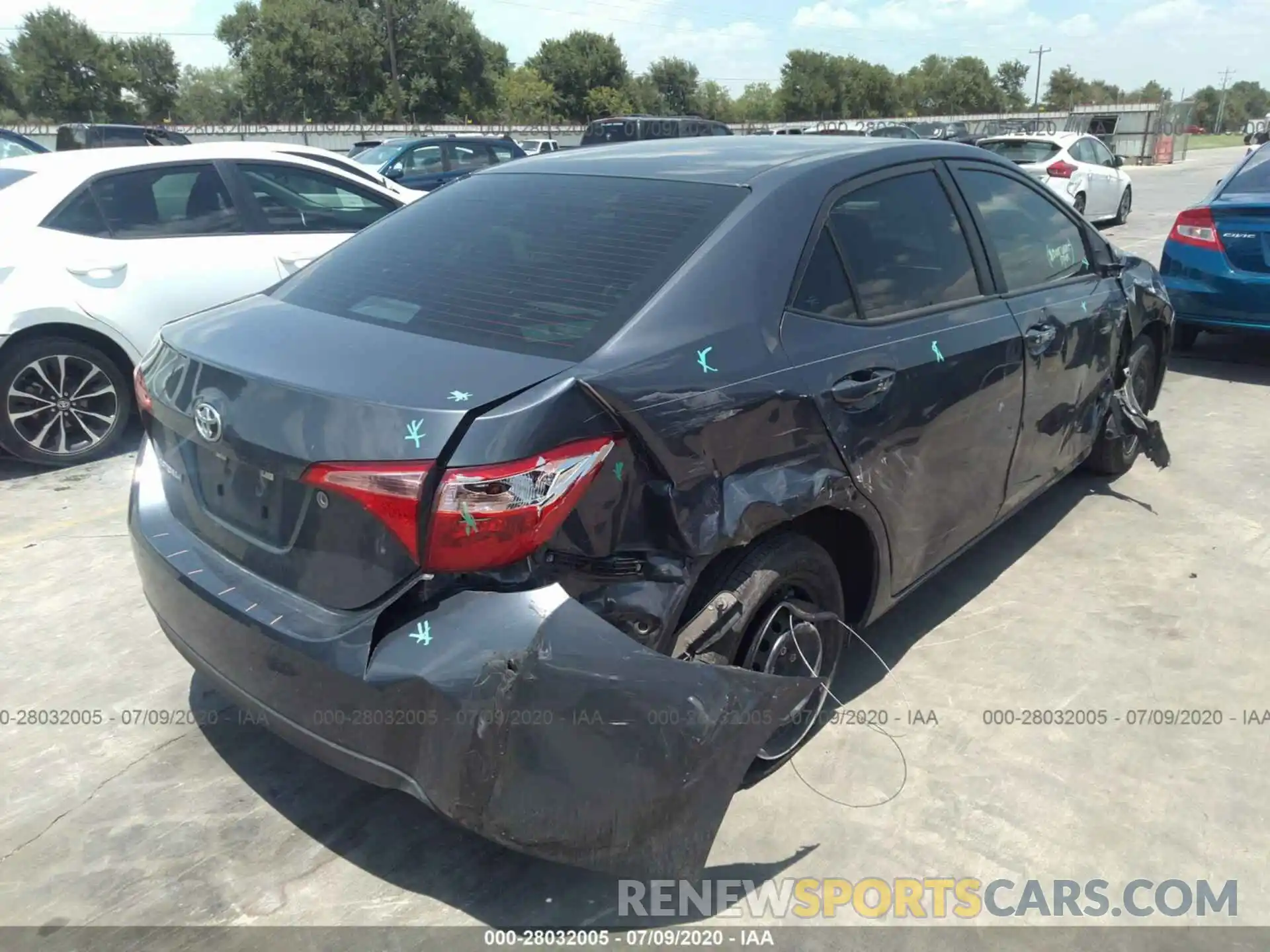 4 Photograph of a damaged car 5YFBURHE0KP862547 TOYOTA COROLLA 2019