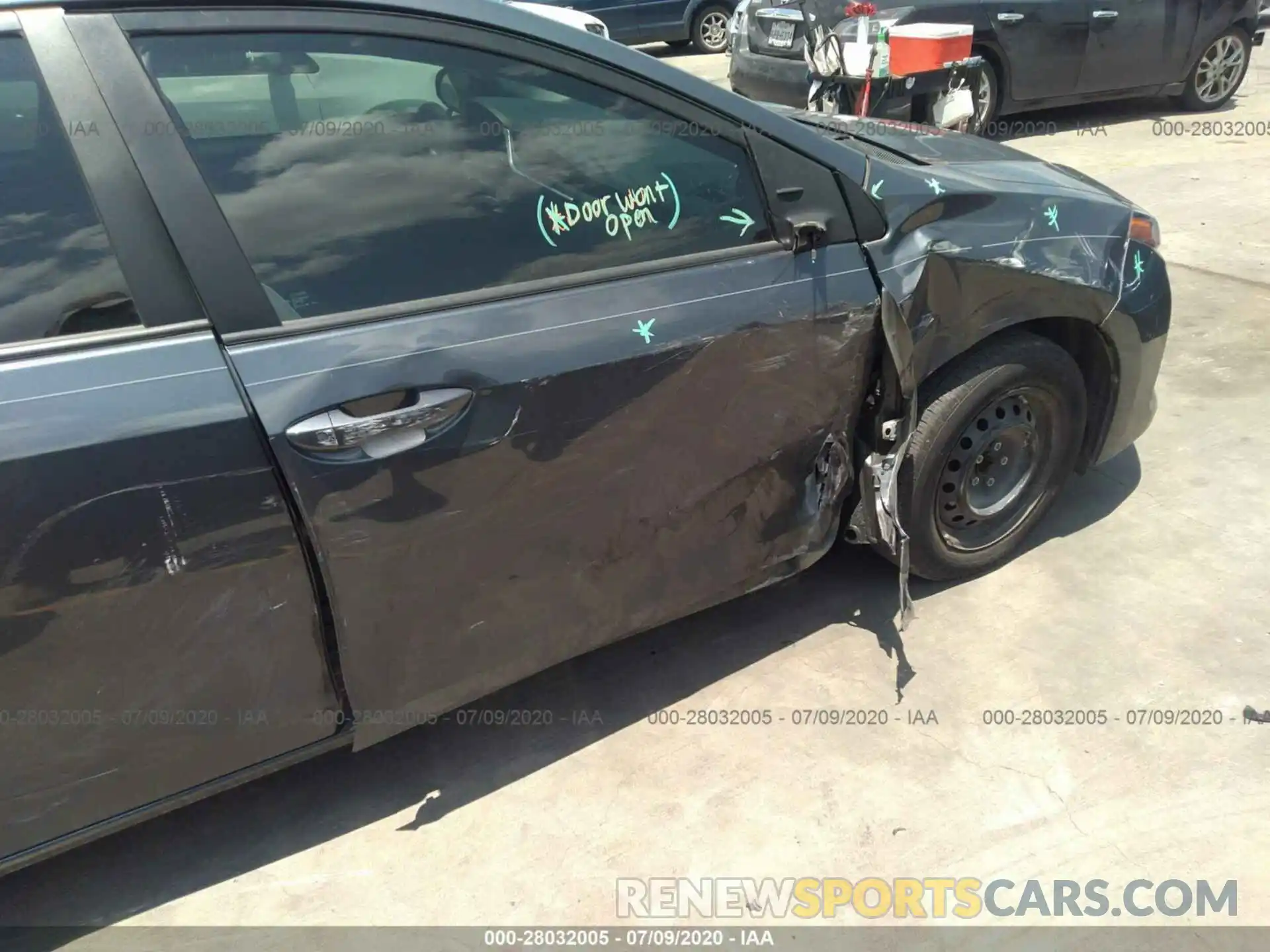 6 Photograph of a damaged car 5YFBURHE0KP862547 TOYOTA COROLLA 2019