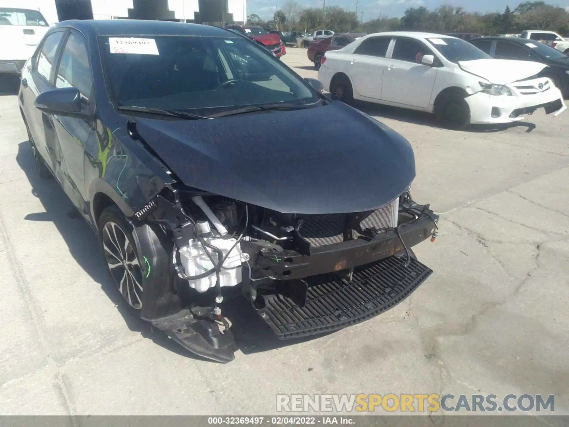 6 Photograph of a damaged car 5YFBURHE0KP862886 TOYOTA COROLLA 2019