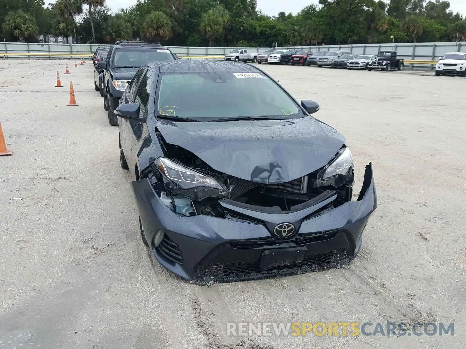 9 Photograph of a damaged car 5YFBURHE0KP863262 TOYOTA COROLLA 2019